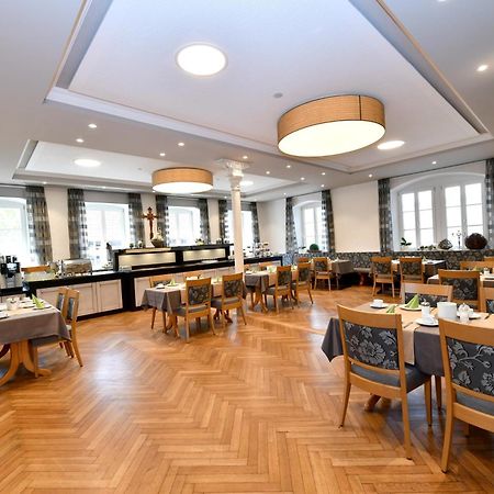 Landgasthof & Hotel Zur Rose Berg Ehingen  Eksteriør billede