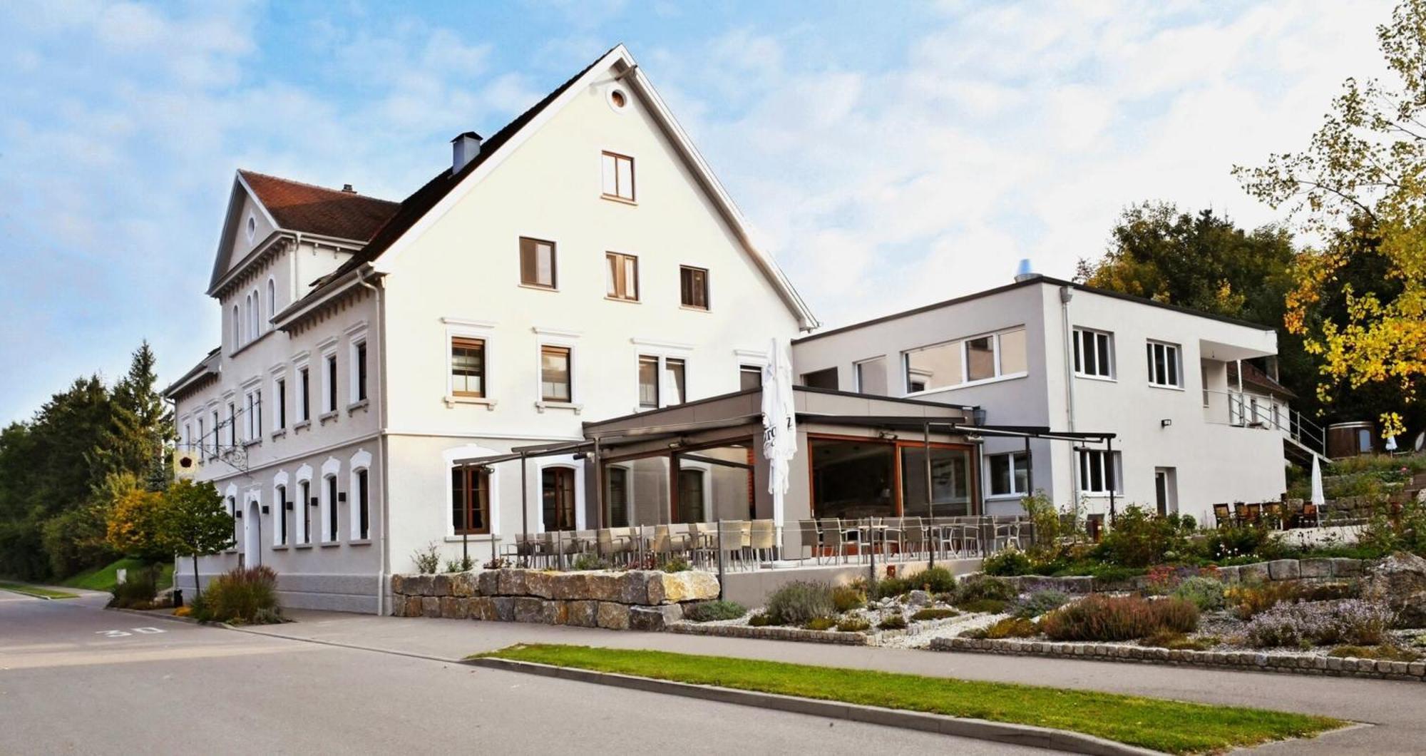 Landgasthof & Hotel Zur Rose Berg Ehingen  Eksteriør billede